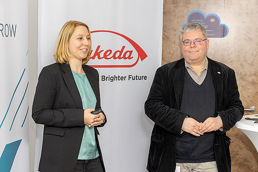 Veronika Wilk and Harald Erös in a presentation setup