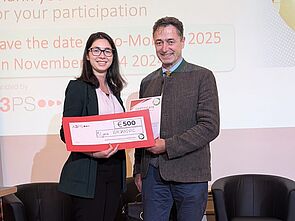 Vuksanovic wins Poster Award