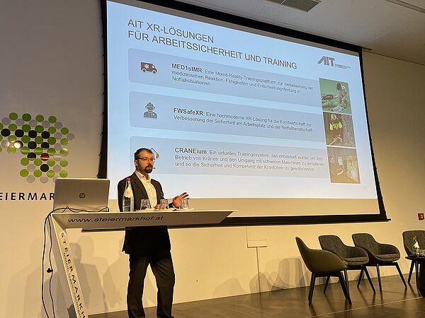 Alexander Mirnig bei seiner Keynote