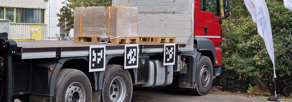 AIT Seibersdorf; Large Scale Robotics Lab; truck with loaded and empty pallet.