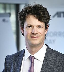 Helmut Kühnelt