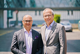 From left to right: Rafal Jaczynski, Senior Vice President Cyber Security Huawei CEE & Nordics, who played a key role in the event concept and guided the participants through the event as moderator, and Helmut Leopold, Head of Center for Digital Safety & Security, where the AIT Cyber Range was developed. Credit: Huawei/Marvin Strauss
