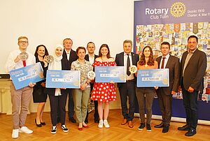 Rotary Club Gewinner Gruppenfoto