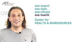Portrait Stefan Schrittwieser zu seinem one expert, one topic, one minute, one health Video des Center for Health and Bioresources