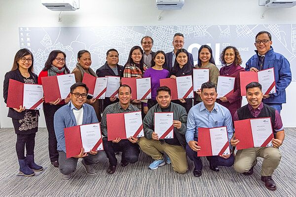 group picture of the training participants