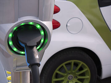 Charging point for electric and hybrid car