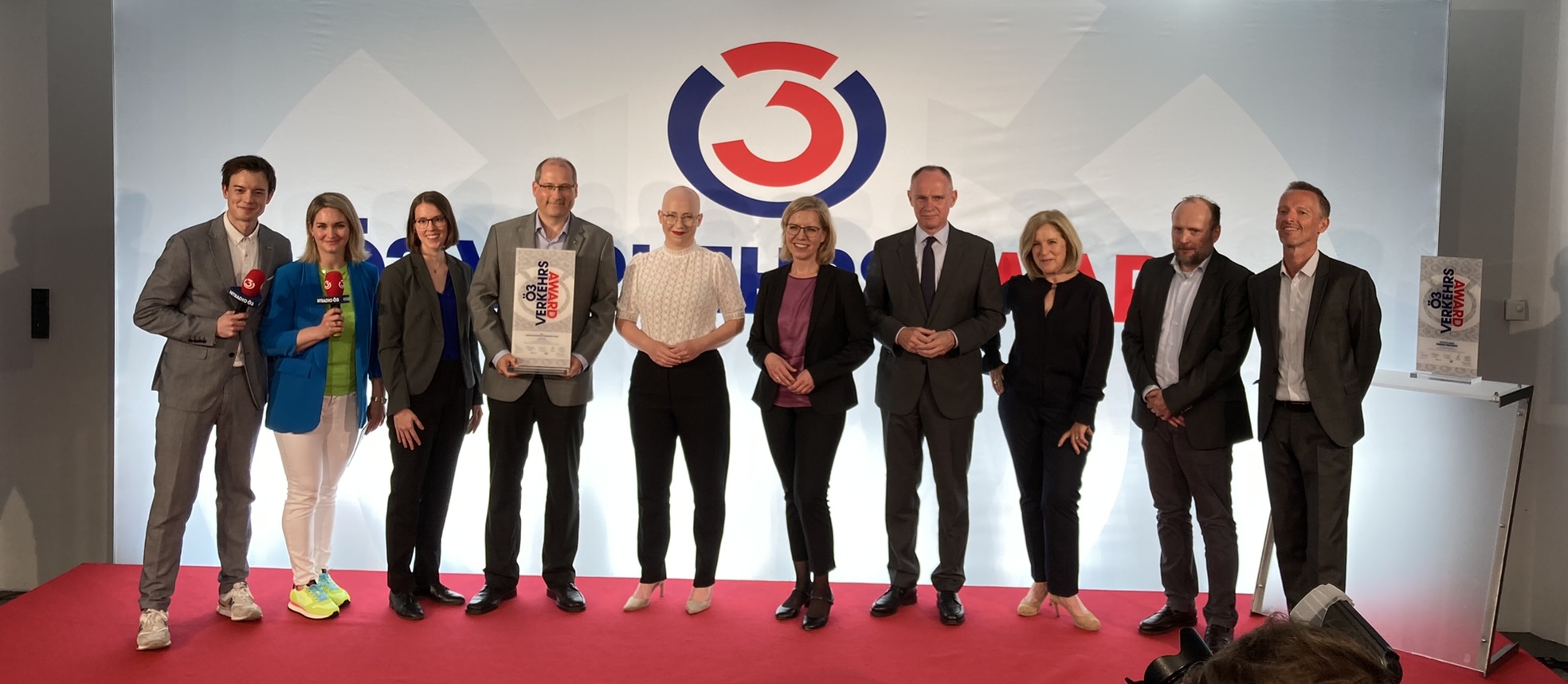 Sieger:innenfoto bei der Preisverleihung