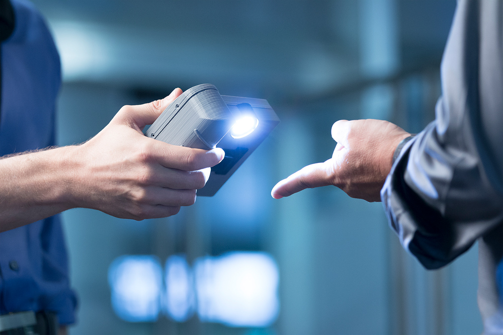 Contactless fingerprint scanner prototype tested by border guards