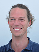 Portrait photo of Lukas Liebmann