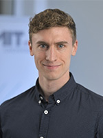 Portrait photo of Martin Krammer