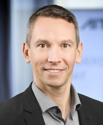 Portraitfoto von Mag.(FH) Clemens Zierler