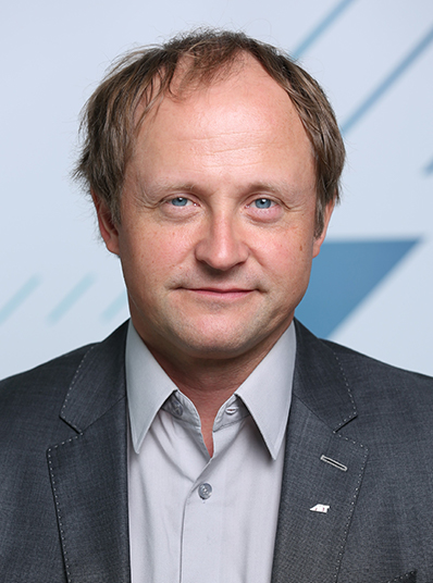 Portraitfoto von Raimund Schatz