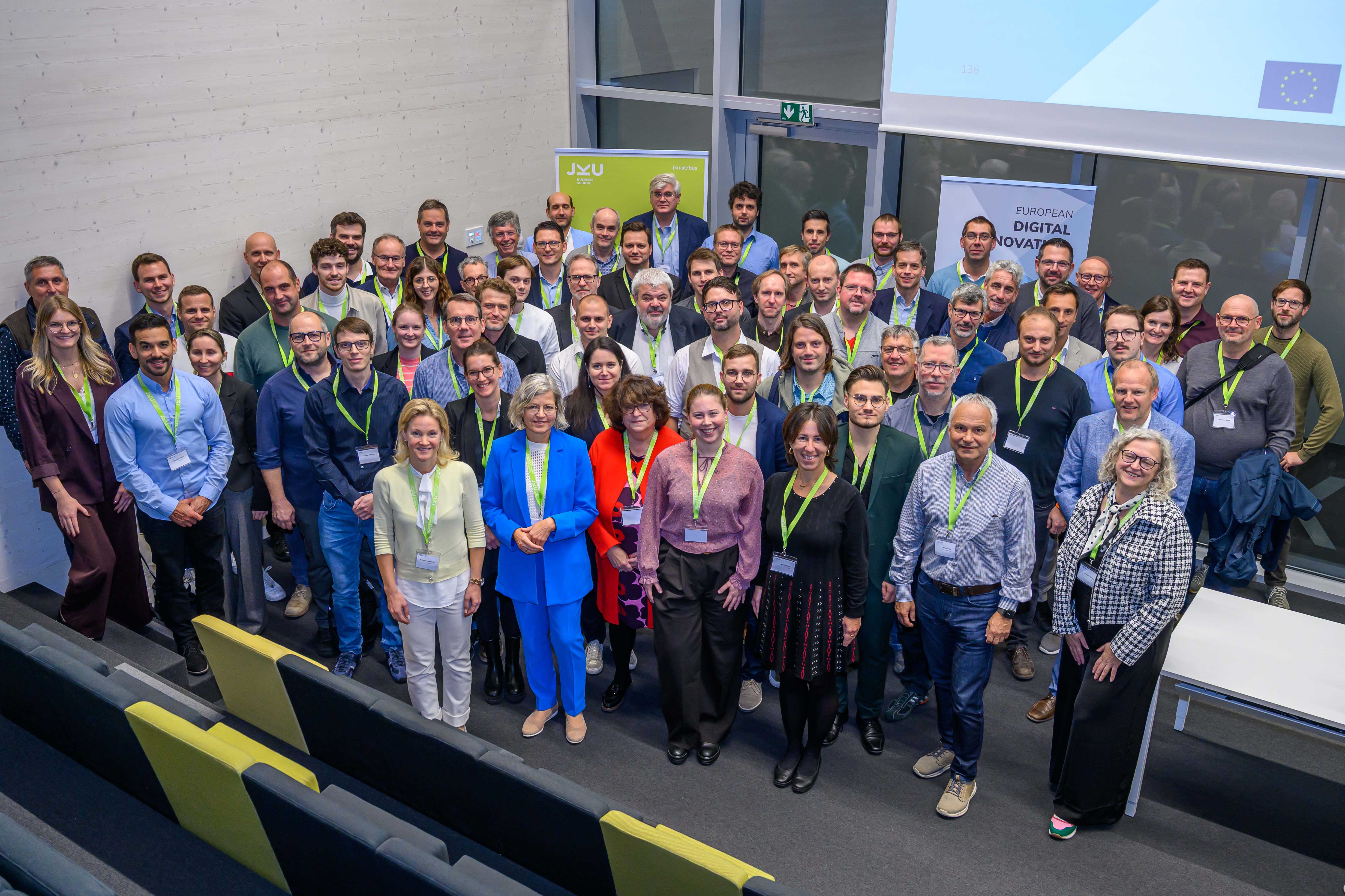 group foto of the partizipants of the symposium