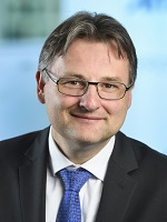 Portraitfoto von Andreas Kugi